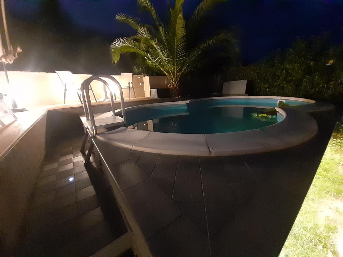 Holiday Home Tavullia Exterior foto